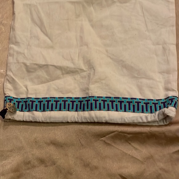 Tory Burch Dustbag - Picture 3 of 5